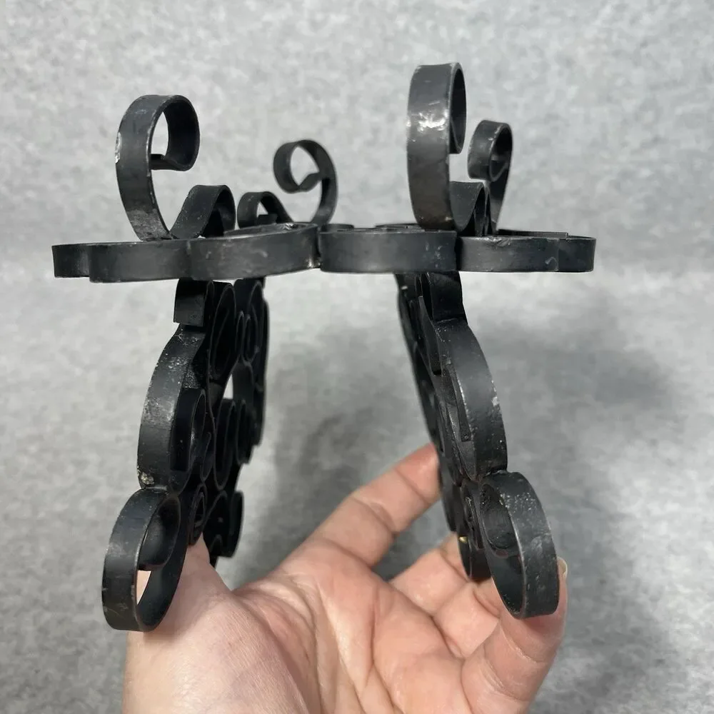 Vintage Black Metal Swirl Scroll‎ Napkin Letter Holder Wrought Iron ? Organizer